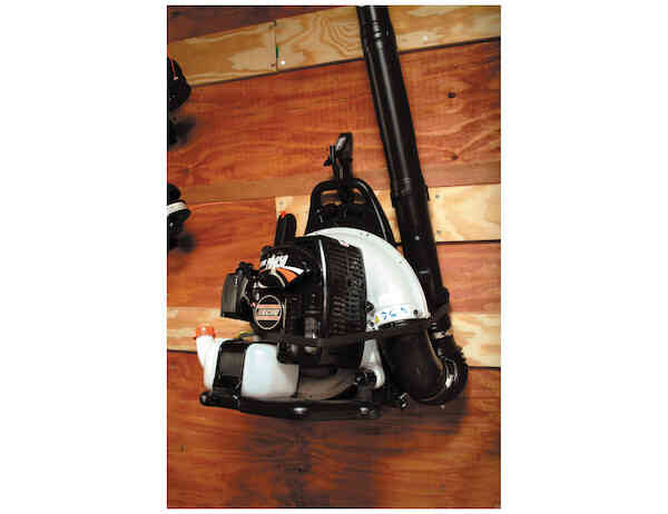 
                                                        Back-Pack Blower Rack LT20                              1                          