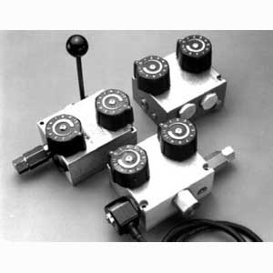 
                                        Dual Knob Spreader Control Gear Pump (Electric On/Off)                  