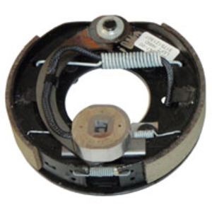 BACKING PLATE 7in 2000 AXLE